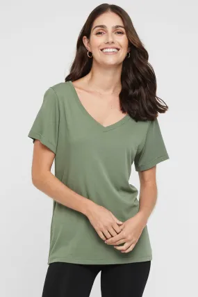 Classic V Neck - Gum Leaf