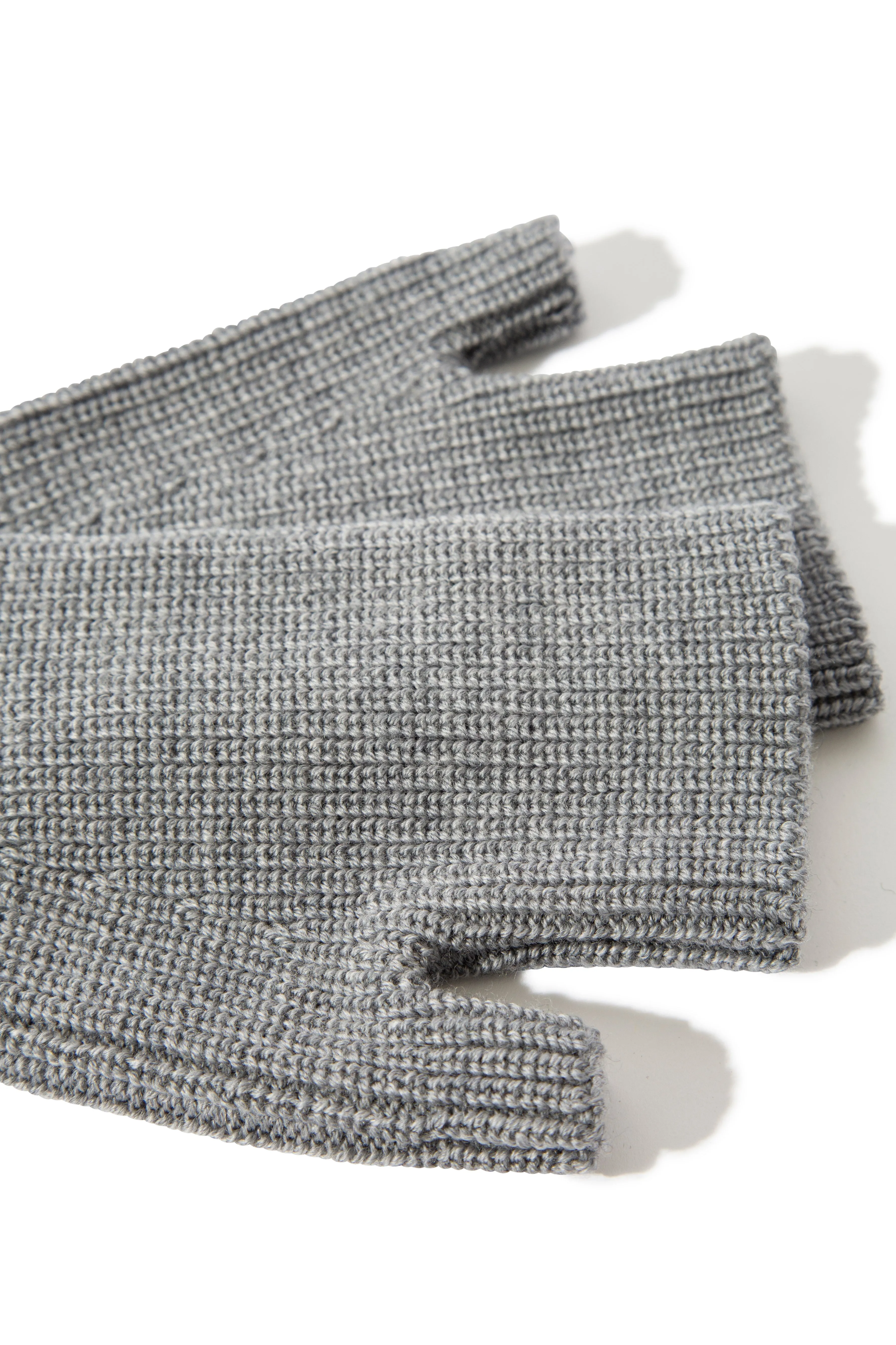 FINGERLESS GLOVES IN EXTRA FINE MERINO WOOL