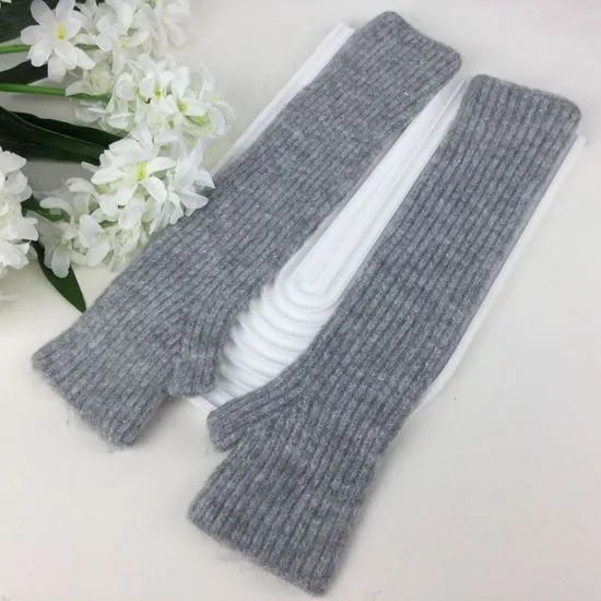 Fingerless long gloves with sparkle