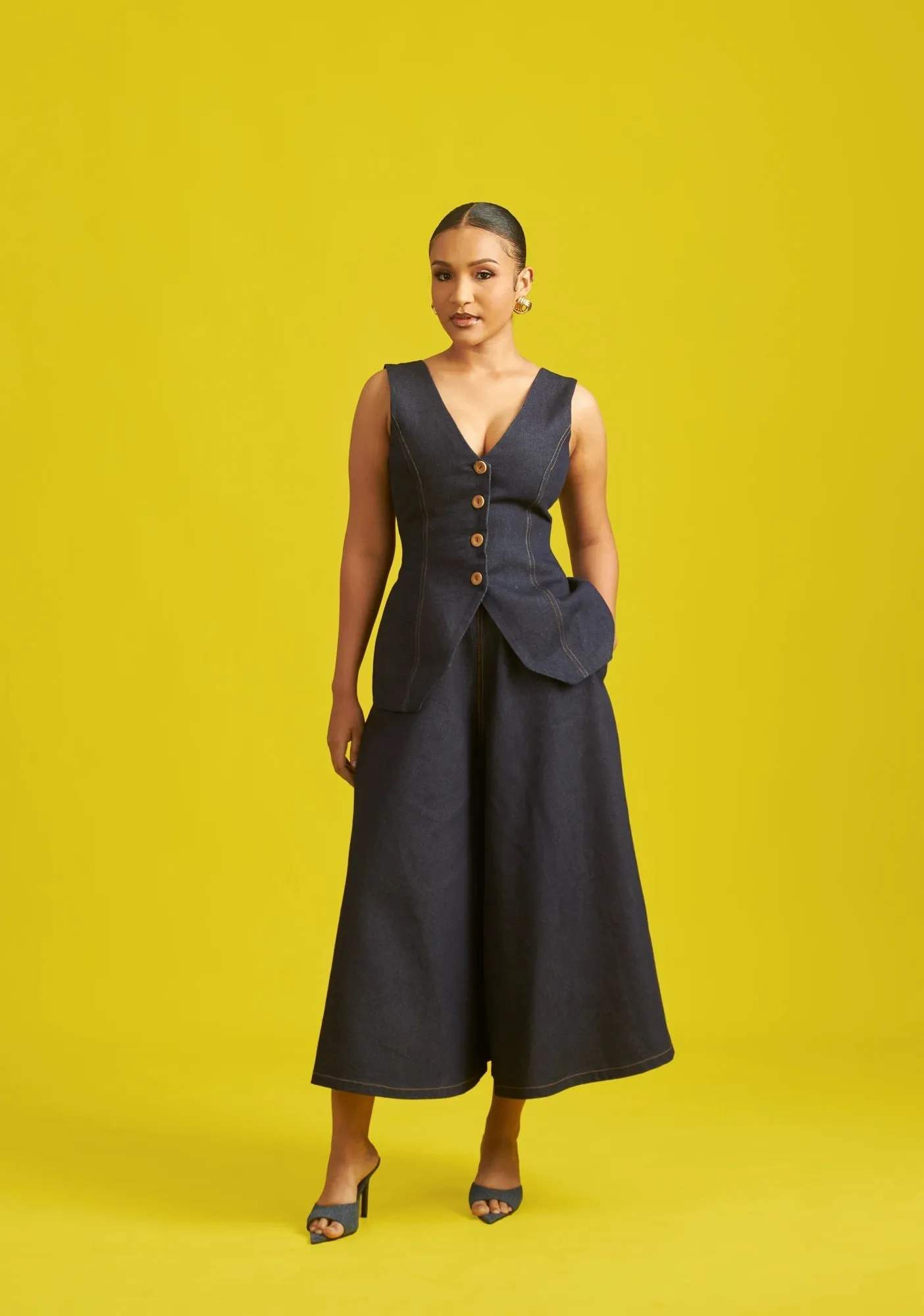 M.O.T Asma Denim Set with Sleeveless V-neck Top and Culottes