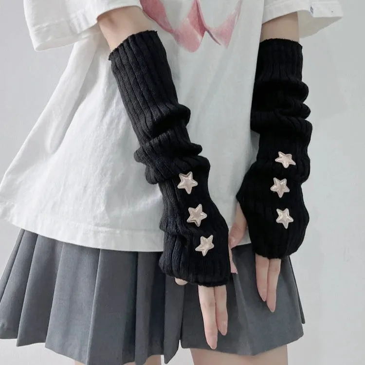 Unique Woolen Knit Fingerless Gloves - Red Sleeve with Star Design