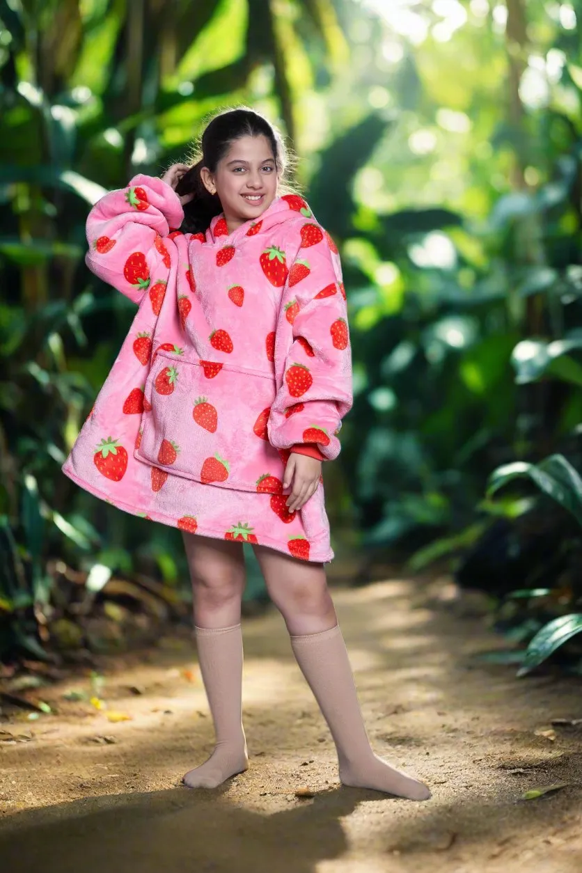 Very Strawberry - Hoodie Blanket - Junior Series